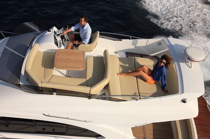 2 Hour Private Sunset Cruise on Luxury Motor Boat with Drinks