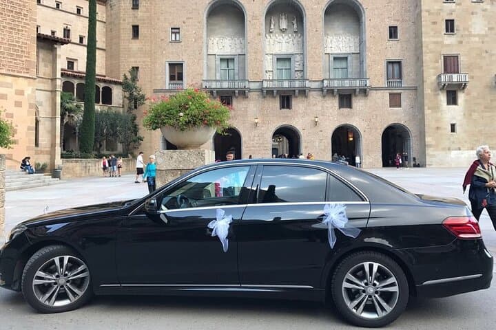 Transfer Airport Barcelona (DE 1 to 2 passengers)