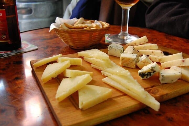 Old Granada Market & Food Tasting Tour