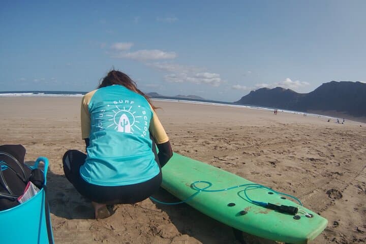 Group and private surf classes with a Certified Instructor in Lanzarote