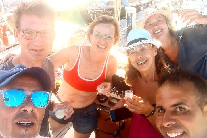 3-Hour Private Sailing Tour around the Lobos Island