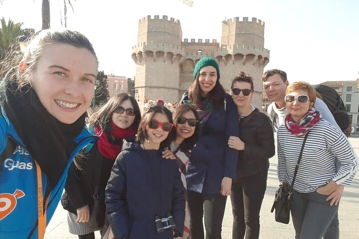 Valencia: Cathedral, St. Nicholas & Silk Exchange Tour + Tickets