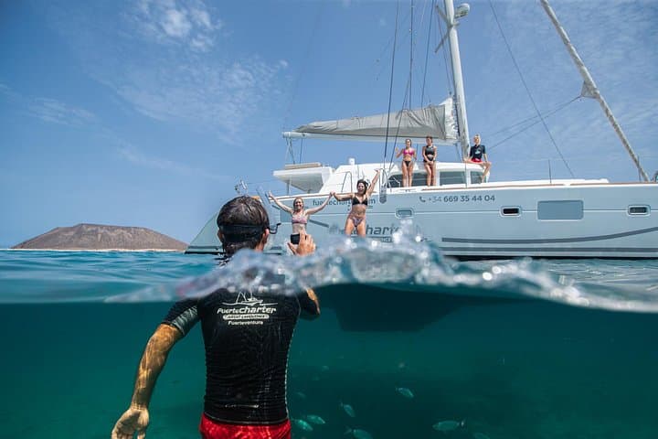 4-Hour Sailing Tour of Lobos Island from Fuerteventura