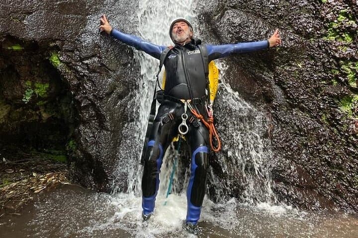 Easy level canyons (Canyoning with waterfalls)