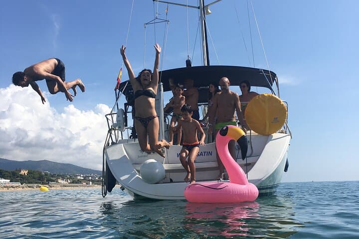 Barcelona 3-hour Private Boat Trip
