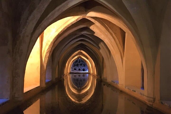 Baths of Mary by Padilla del Alcázar