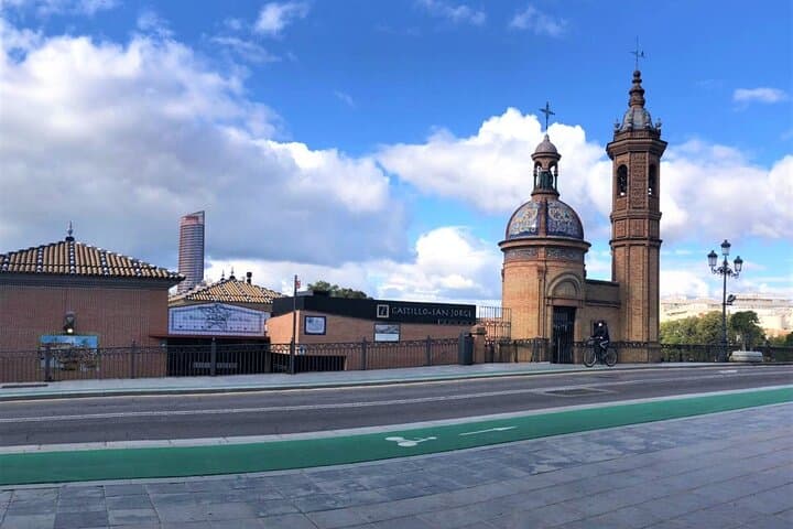 Triana Market