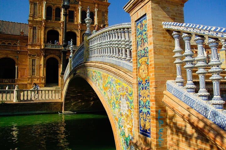 Guided Walking Tour in Seville