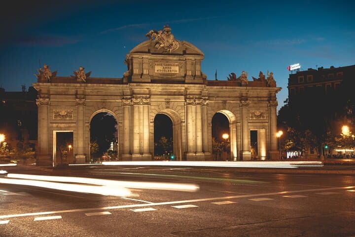 Private 3-hour Madrid Night Tour with Guide and Driver