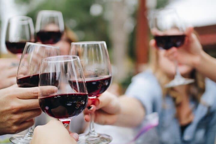 Full-Day Rioja Wineries Tour from Madrid with Pickup and Drop off