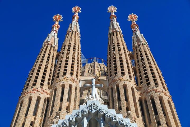 Gaudi and La Sagrada Familia Exterior Self-Guided Audio Tour