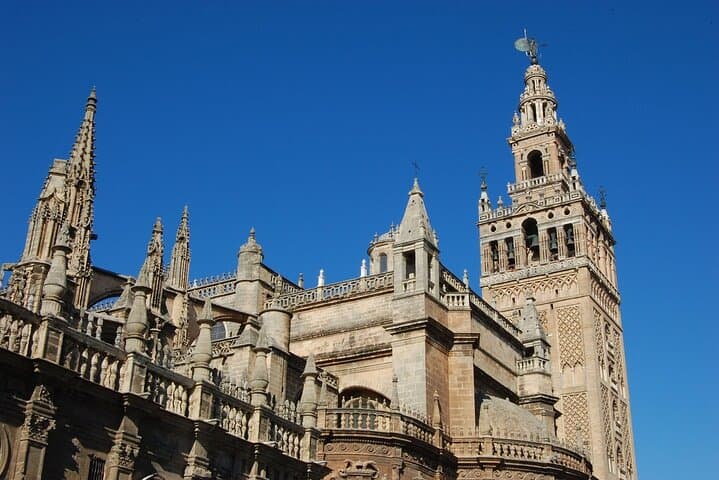 Walking Tour of Seville Cathedral with Guide
