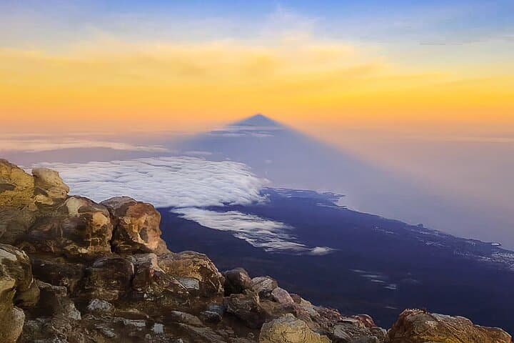 TEIDE NIGHT, Stargazing Bus Tour, Meal & Drinks included!