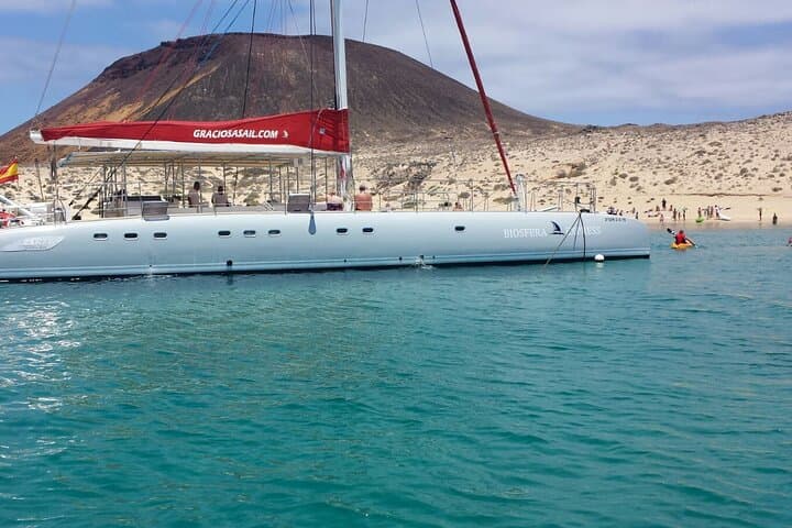 Catamaran Sailing Day To La Graciosa with Lunch