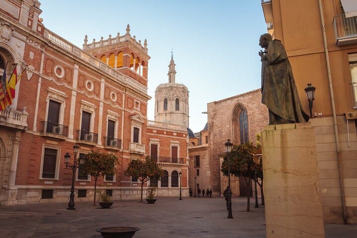 Private 3 hours Walking Tour in Valencia City