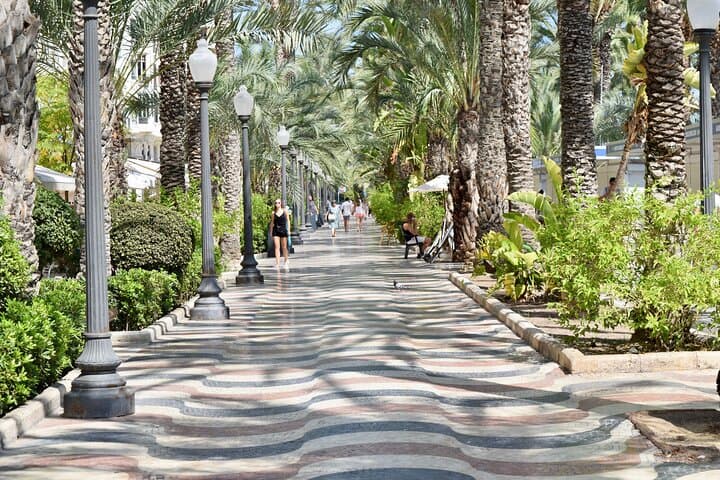 Private Full-Day Tour to Alicante from Valencia with Hotel Pick Up