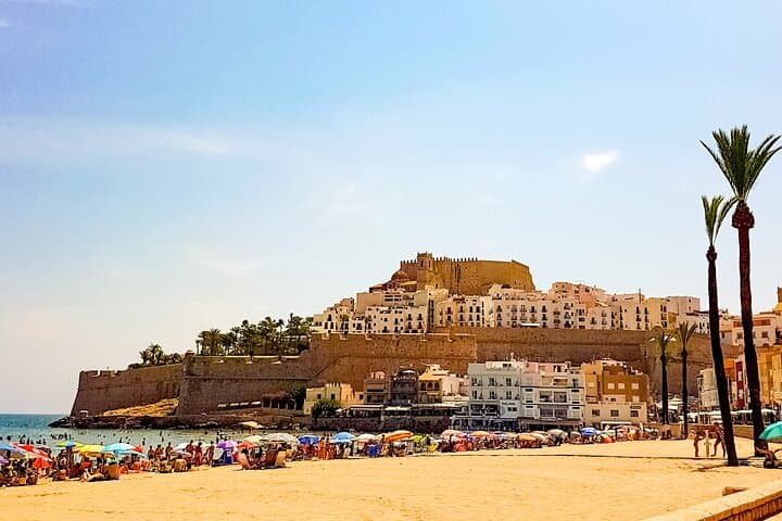 Private Full-day Tour to Peñiscola and Morella from Valencia
