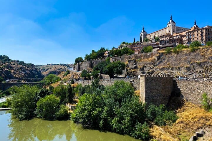 Private Day Trip to Toledo and Cuenca from Madrid with Pick up