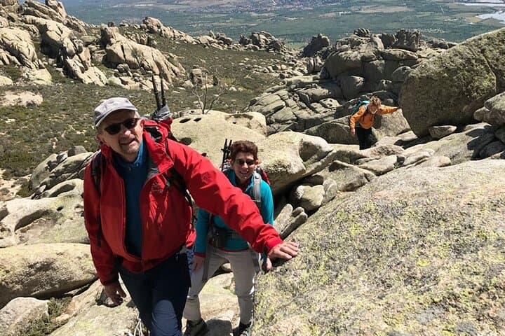 Hike and Visit Segovia with Transport