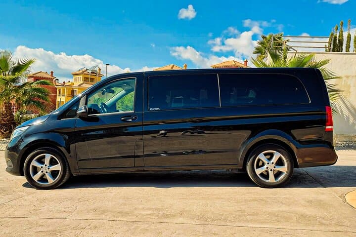 Private Transfer Alicante Airport-Benidorm OR Benidorm-Alicante