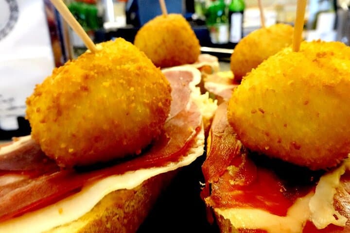 Bilbao Local Immersion with Pintxo + Drink stop