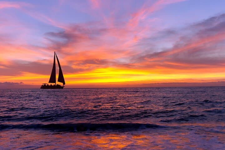 Velero puesta de sol