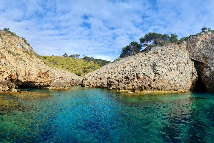 Safari Alcudia Jack Sparrow cave tour 90MIN