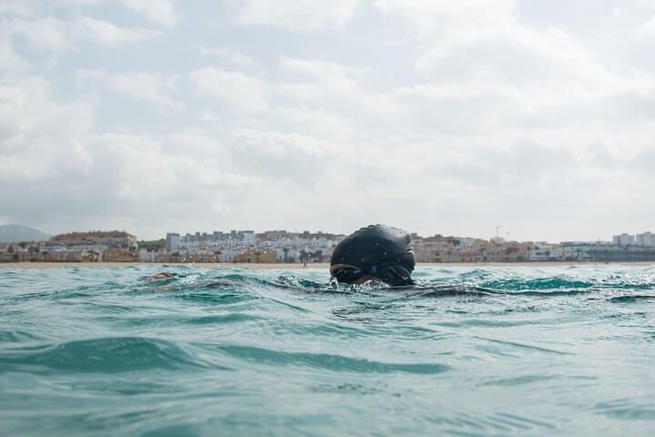 Discover Tarifa by Swimming: Learning and Exciting Routes