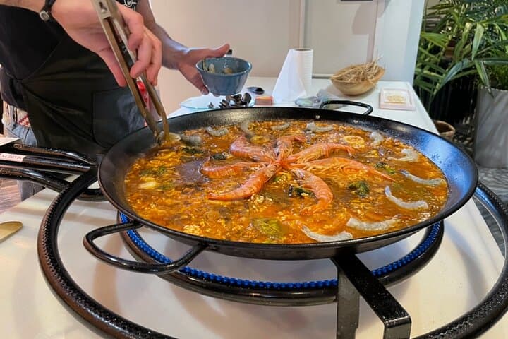 Sangria Tasting & Paella Showcooking Experience