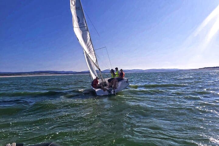 Sailing Experience in Valdecañas Reservoir