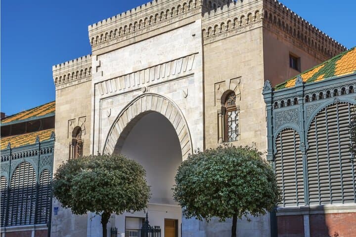 Malaga Highlights Exploration Game and Tour