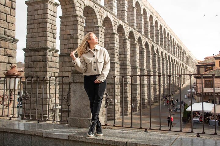 From Madrid: Toledo & Segovia Day Tour with Lunch & Tickets