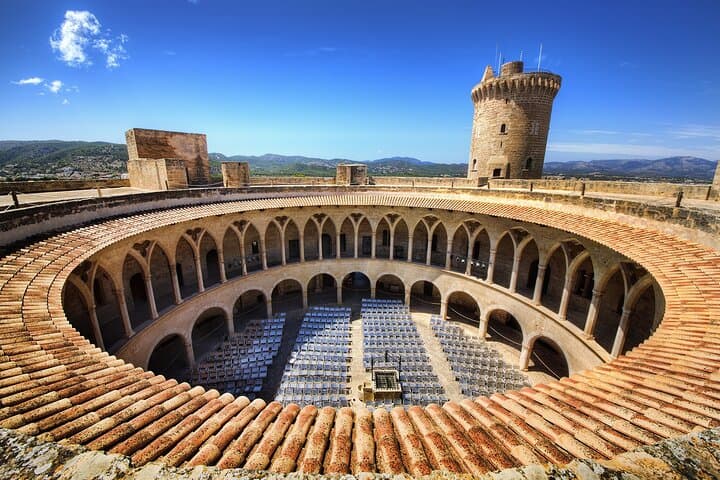 Mallorca Shore Excursion Bellver Castle and Cathedral Private Tour