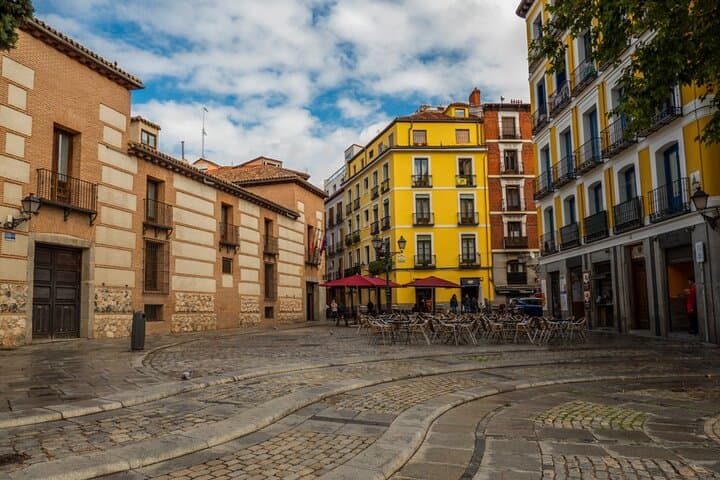 Secrets of La Latina: Self-Guided Puzzle Walk in Madrid