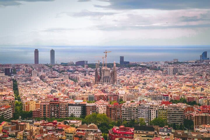 Half-Day Private Walking Tour in Barcelona