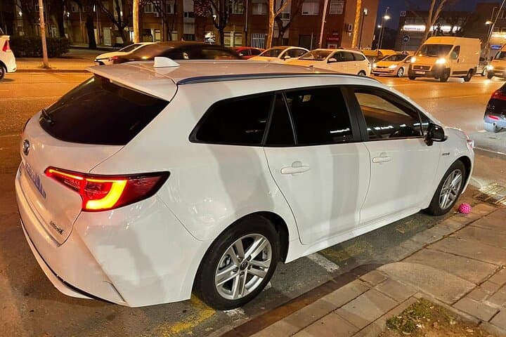 Private Transfer from Airport Barcelona to Sitges