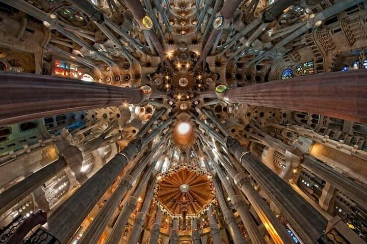 Full-Day Private Guided All Inclusive Barcelona Shore Excursion