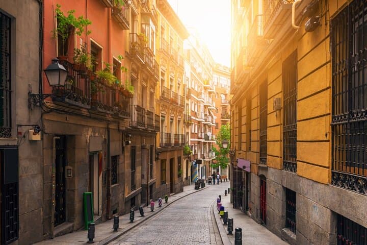Madrid Mystery Quest: Self-Guided Surreal Adventure Game