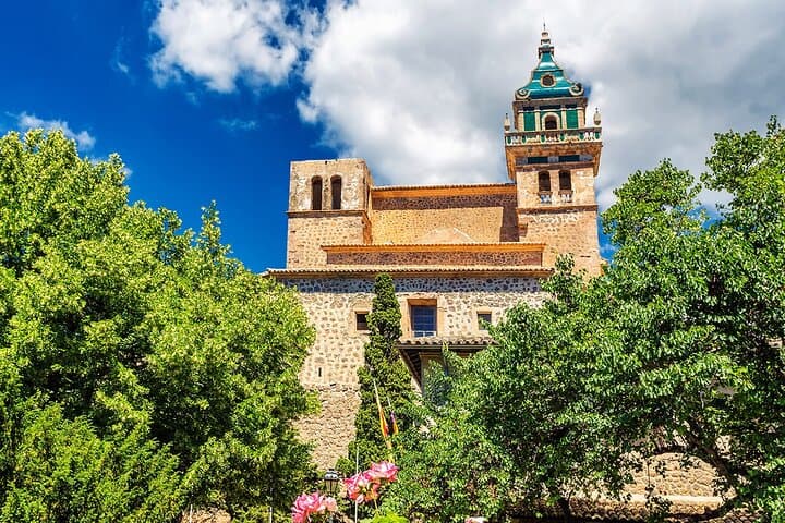 Visit to Sóller and Valldemossa