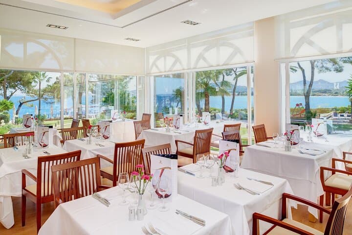 Romantic SPA day with couples massage and romantic dinner at Eurotel Punta Rotja