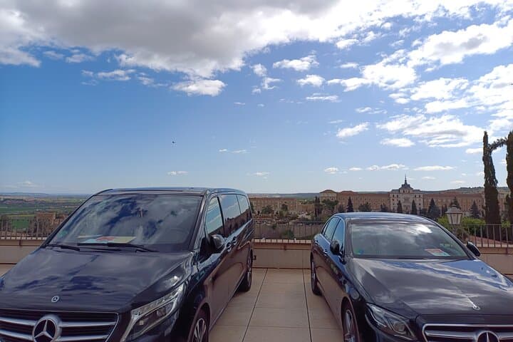 Private Transfer Car with driver from Madrid to Airport