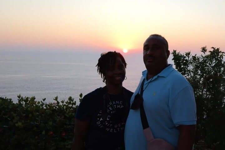 High Divers DeLuxe Three Course Dinner + Two Drinks plus SUNSET
