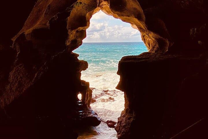 Tangier Private Tour with Ferry & Lunch from Tarifa