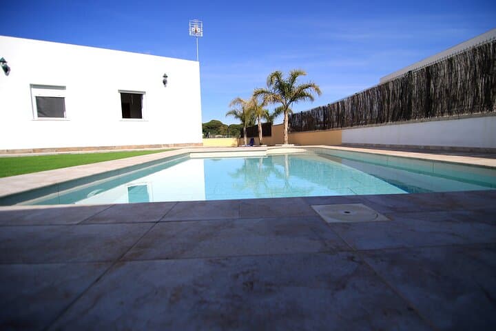 Zahara Surf International School School