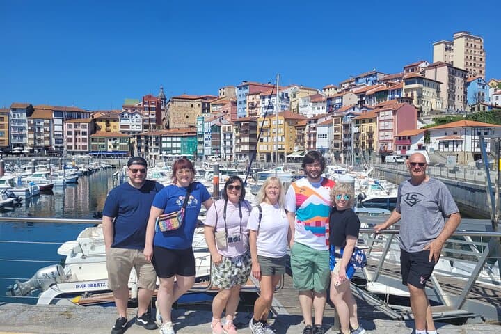 Hike Gaztelugatxe, Fishing Port Bermeo & Pintxo Lunch from Bilbao