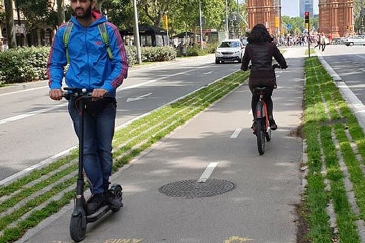 Bike lanes and e-mobility in Barcelona