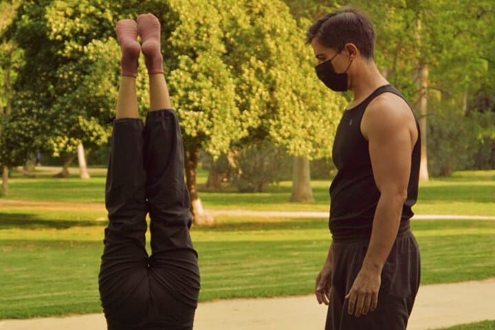 Yoga at María Luisa Park in Seville