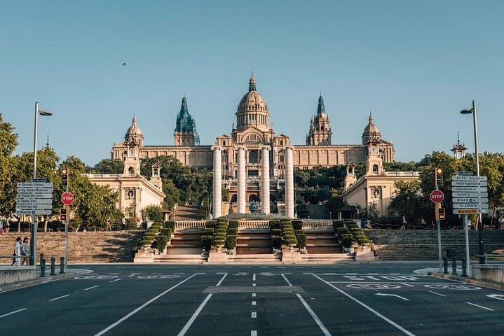 Private 4 Hours Barcelona Sightseeing Tour