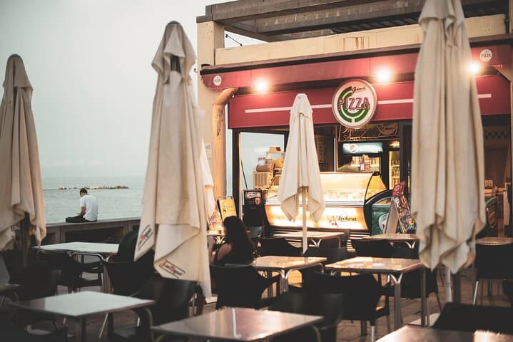 Two Hours Quick Barcelona Private Tour with Hotel Pick up