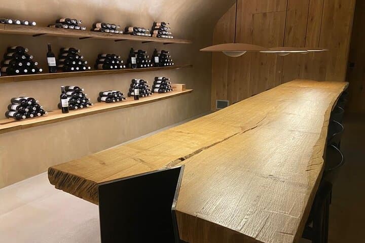 Private La Rioja Wine Tour with Tastings & Lunch – Full Day